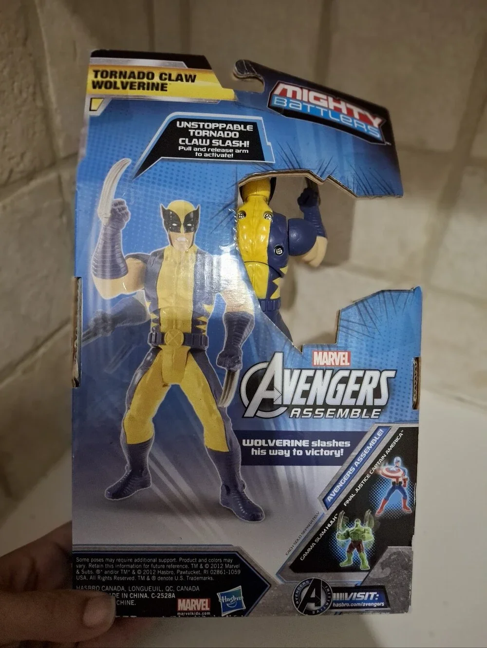 Marvel Avengers Wolverine Whirling Tornado Claw Action Figure
